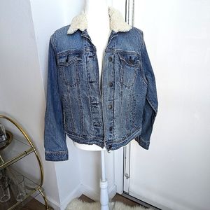 XL Sherpa Lined Jean Jacket